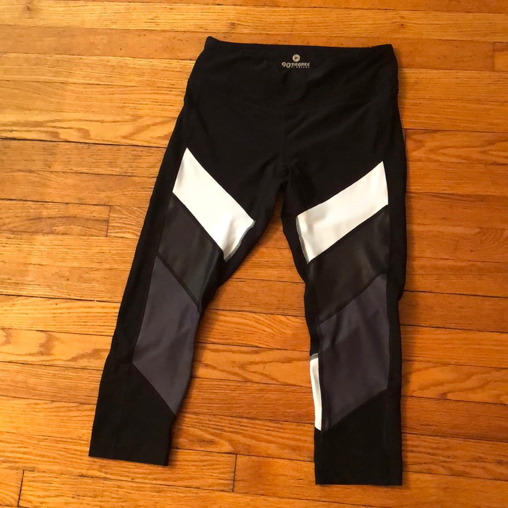 NWOT 90 degree by REFLEX crop leggings